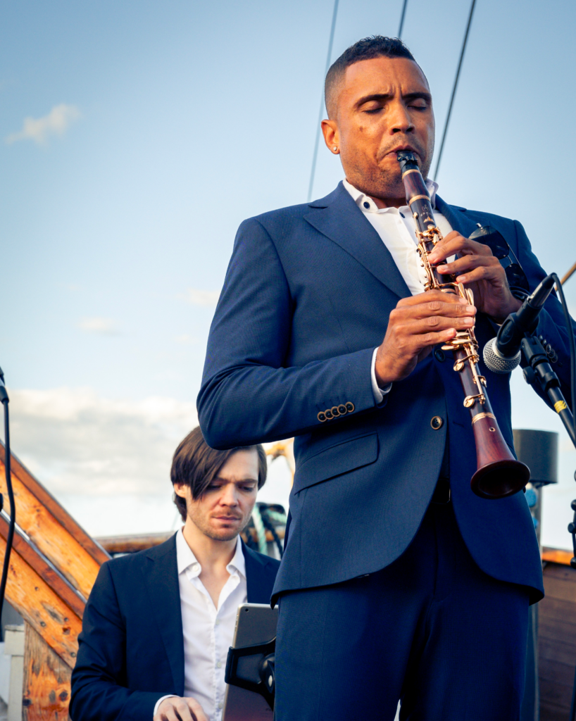 Jazz_Felik_peikli_boat